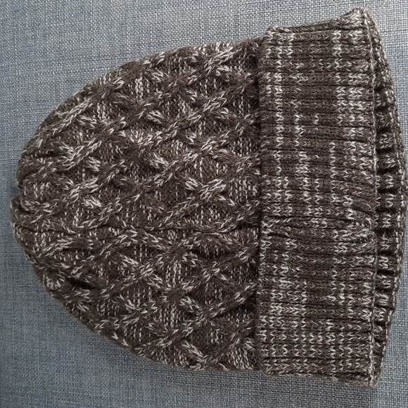 Mens Knit Hat Heathered Gray Britt's Knits Unisex Beanie Headwear Outerwear - Picture 4 of 5
